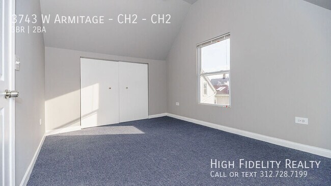 Building Photo - 3743 W Armitage Ave