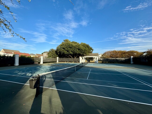 Building Photo - 9517 23rd Bay St