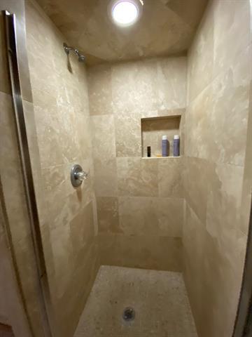 Building Photo - 7122 Manor Oaks Dr