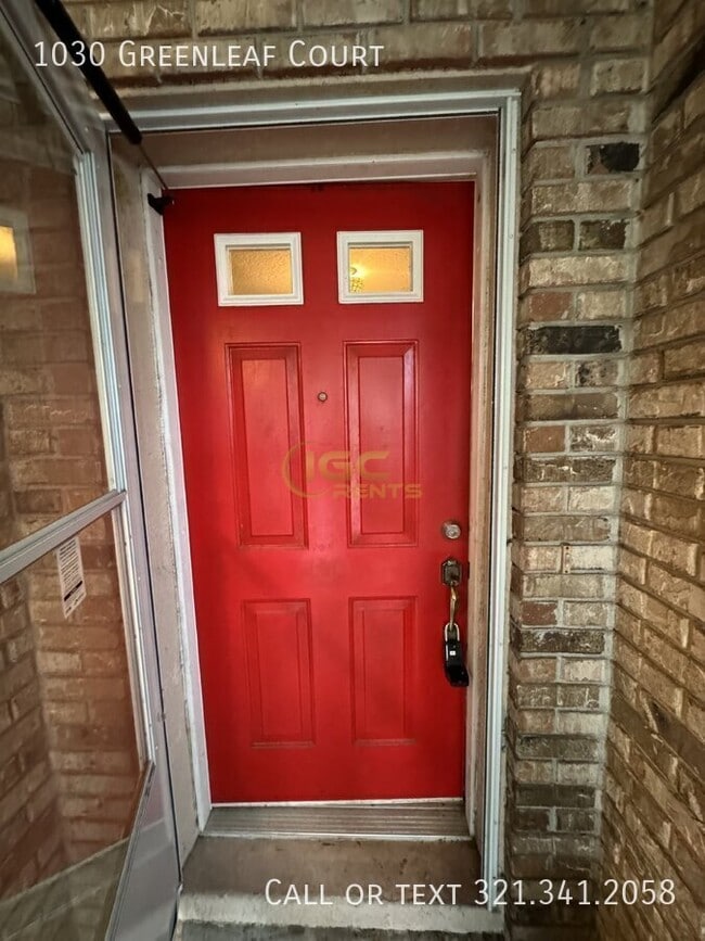 Building Photo - 1030 Greenleaf Ct