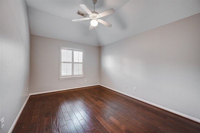 Building Photo - 22726 Shannon Falls Ct