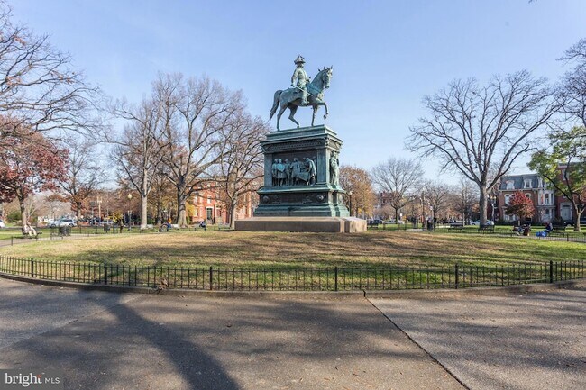 Building Photo - 1701 16th St NW