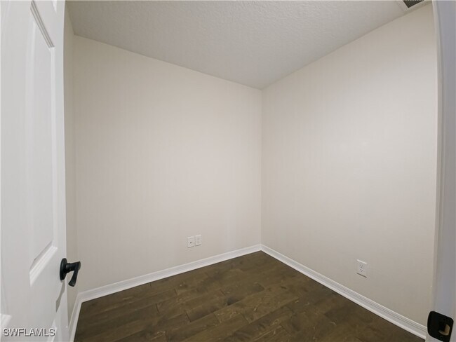 Building Photo - 1012 Jeater Bend Dr