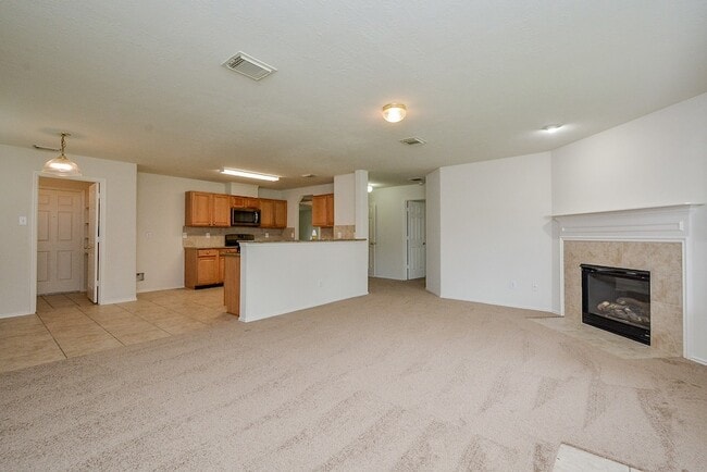 Building Photo - 18326 Thicket Grove Rd