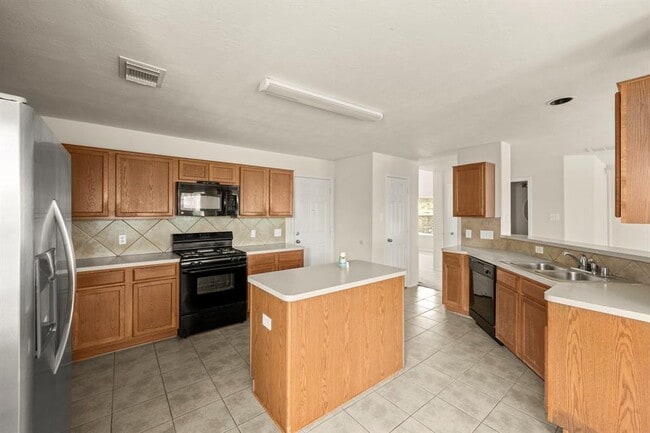 Building Photo - 5526 Gibralter Pl