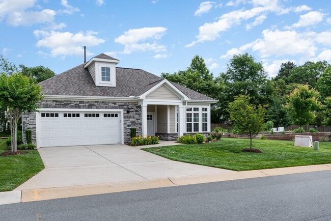 Building Photo - 1164 Hudson Dr