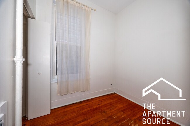 Building Photo - 1820 S Allport St