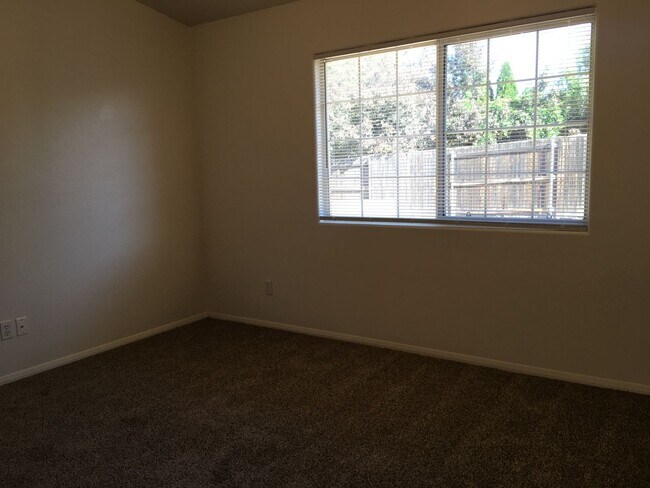 Building Photo - 7020 E Pueblo Ave