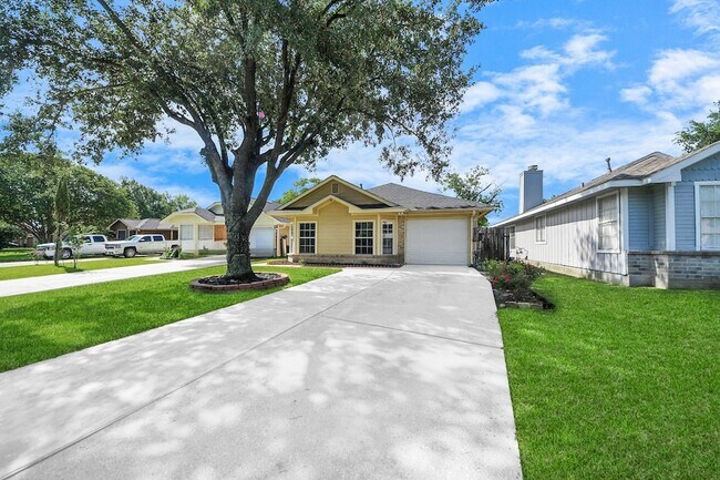 Building Photo - 9211 Autumn Harvest Dr