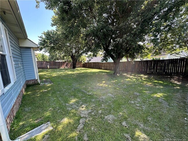 Building Photo - 1519 Pinebrook Dr