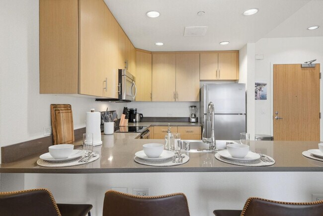 Building Photo - 555 Mission Rock St