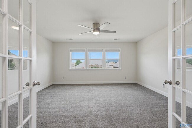 Building Photo - 3011 Magnolia Leaf Cir SE