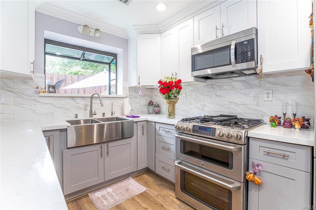 Building Photo - 2313 Hollister Ter