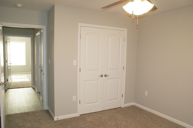 Building Photo - 2103 Rehoboth Cir