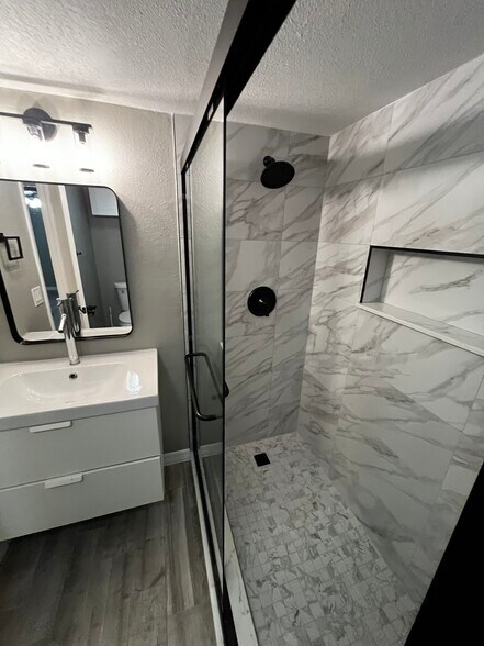 Building Photo - 4209 W North A St