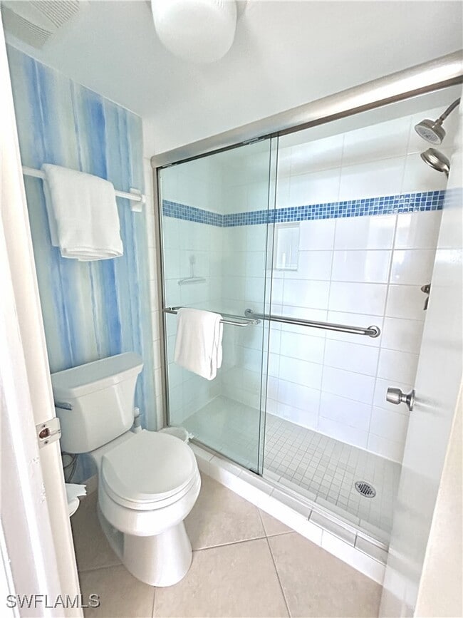 Building Photo - 3443 Gulf Shore Blvd N