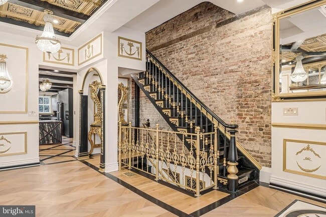 Building Photo - 810 Prince St