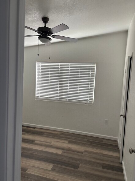 Building Photo - 1239 W Avenue H15