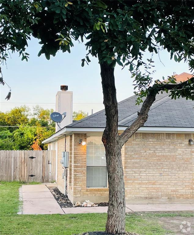 Building Photo - 213 Axis Deer Trail
