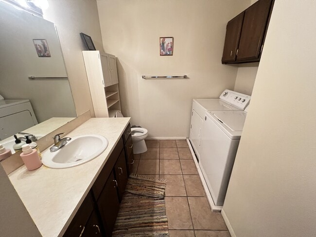 Building Photo - 1850 N 840 W