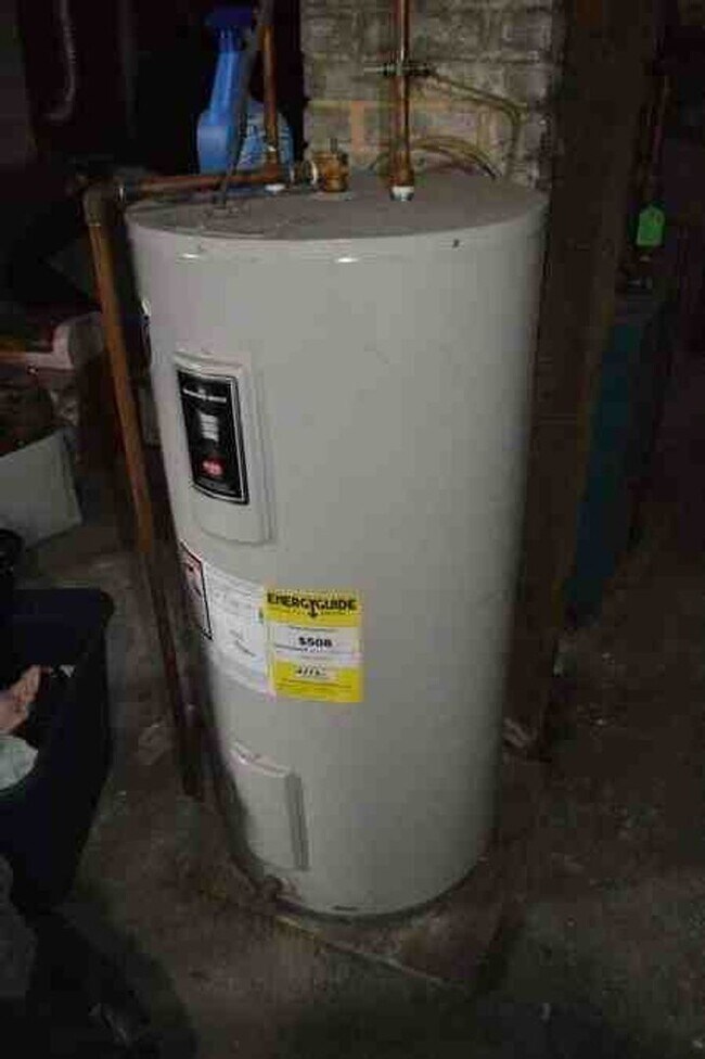 Building Photo - 1111 Locust St