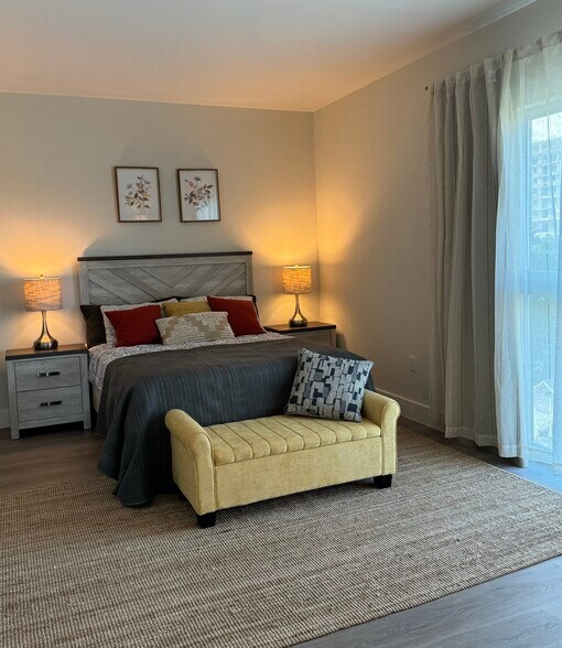 Main bedroom - 1938 Jackson St