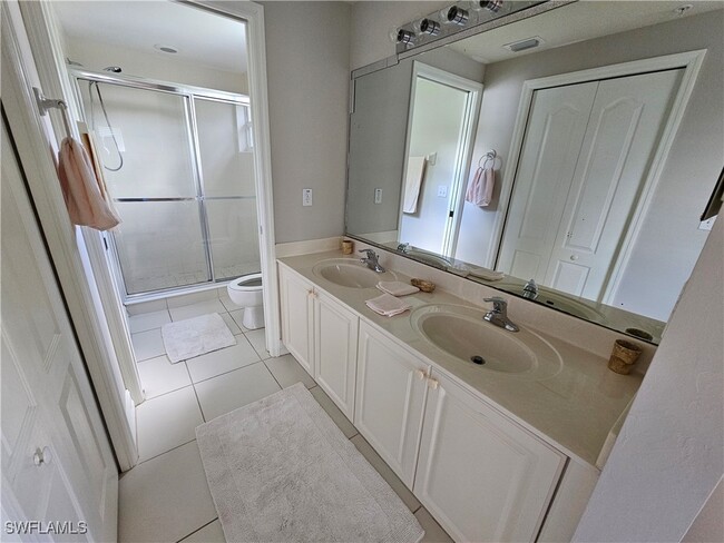Building Photo - 7823 Regal Heron Cir