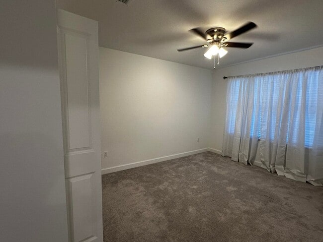 Building Photo - 3507 Bauer Rd