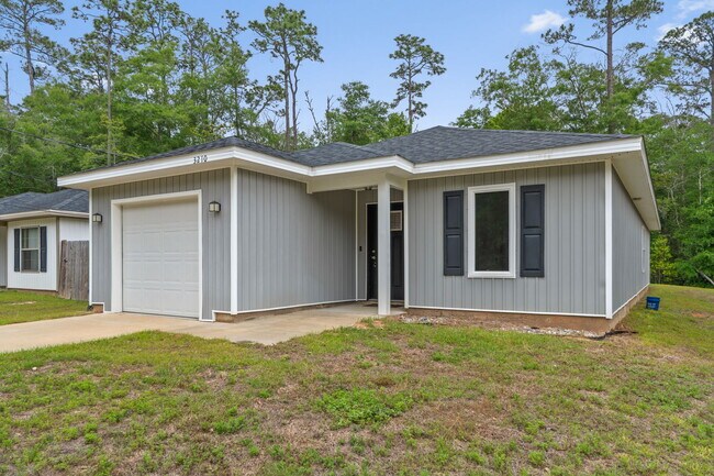 Building Photo - 3210 Electra Dr