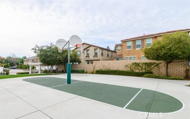 Building Photo - 1504 Granada Rd