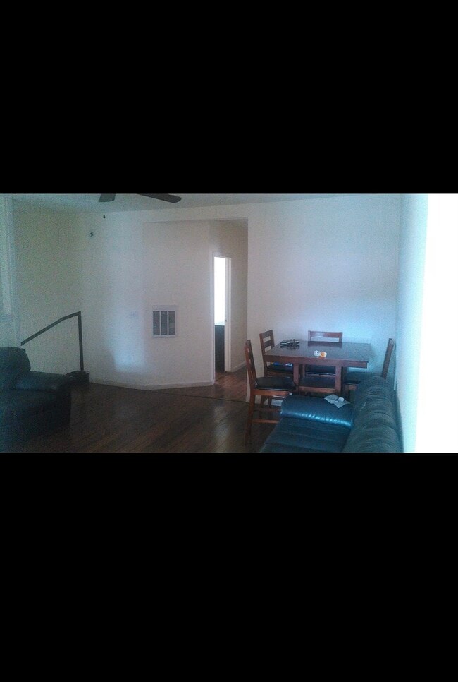 Building Photo - 167 Court St