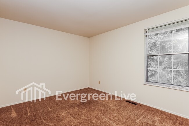 Building Photo - 7989 Mt Hood