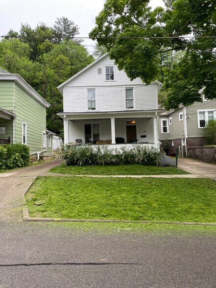 Primary Photo - 128 N Congress St