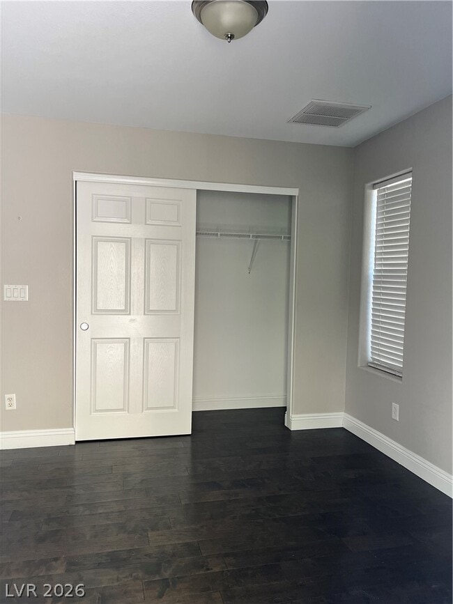 Building Photo - 10261 Ladybug Bend St