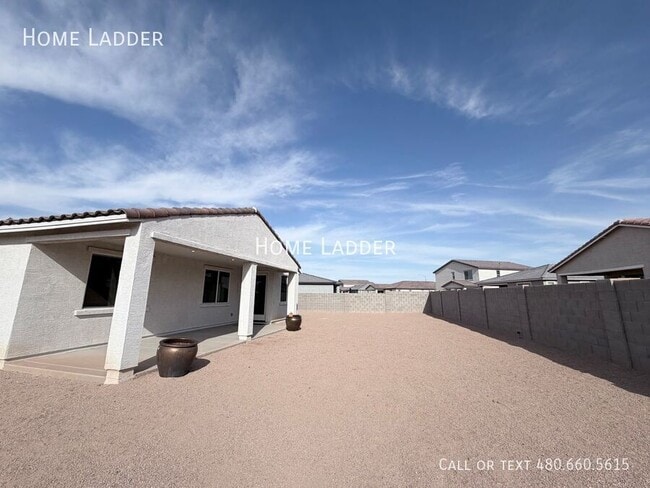 Building Photo - 1997 E Wetleaf Pl