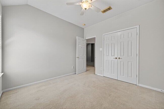 Building Photo - 16515 Cypress Thicket Dr