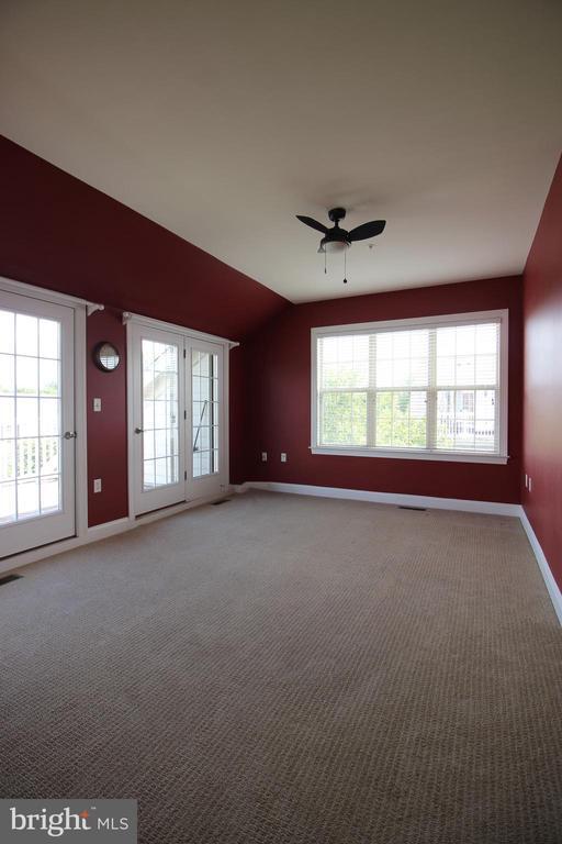 Building Photo - 421 N George Mason Dr
