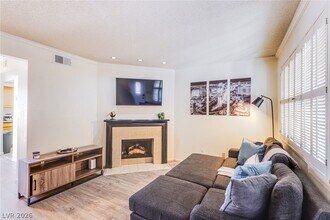Building Photo - 5240 Janfred Ct