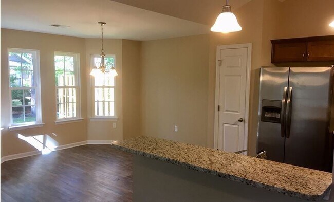 Building Photo - 3 Bedroom 2 Bathroom House In Carolina Shores
