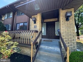 Building Photo - 10201 Bustleton Ave