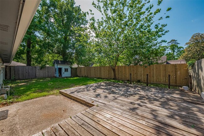 Building Photo - 2762 Foliage Green Dr