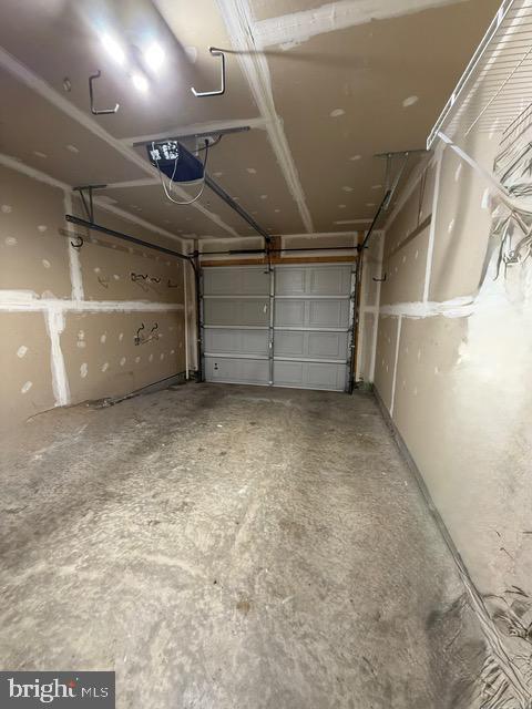 Building Photo - 103 Boathouse Way