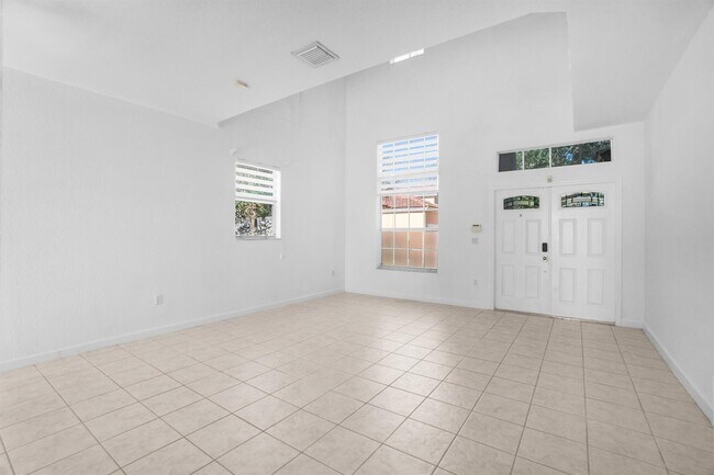 Building Photo - 9002 SW 214th Ln
