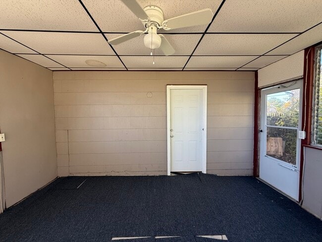 Building Photo - 205 Mardale Dr