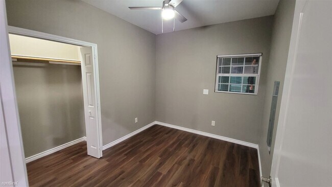 Building Photo - 3 br, 2 bath House - 2727 6th Street