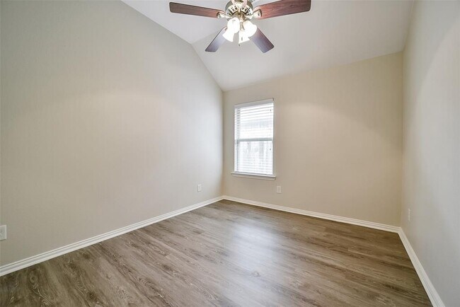 Building Photo - 2718 Misty Laurel Ct