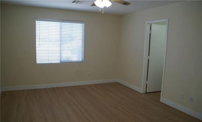 Building Photo - 7216 Ophelia Ct