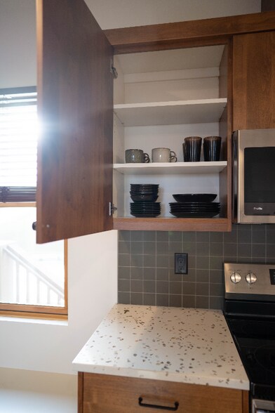 Building Photo - 4069 Berwick Ln SE