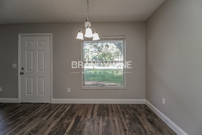 Building Photo - 1423 N Tremain St