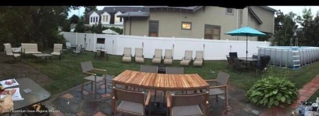 Building Photo - 975 Norwood Ave